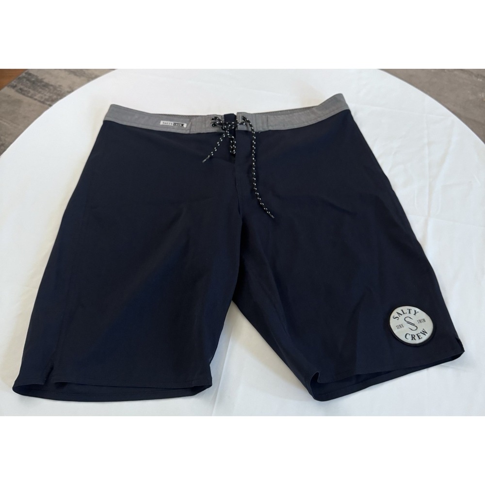 NWOT Salty Crew Keeper Trunks Mens 34  Board Shorts Patch Logo Beach Surfer